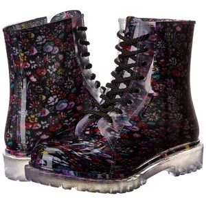 Dirty Laundry Floral Rain Boots